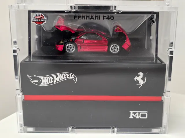 Кейсове 1:64 — Ferrari F40 RLC Hot Wheels