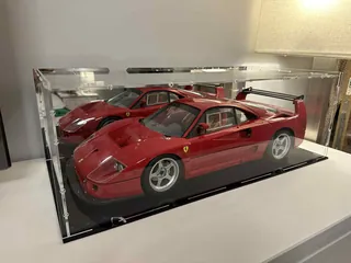 Boxen 1:8 — Ferrari F40 1-8