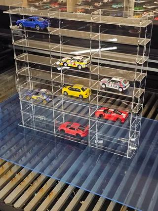 43P24 — transparent