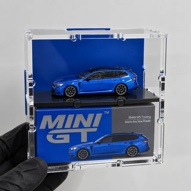 Кейсове 1:64 — Mini GT