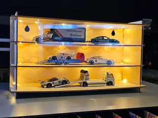 Vitrine 1:64 Für 15 Autos — 64W15L — mit Transportern
